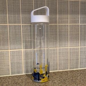 Starbucks “You Are Here” New York bottle